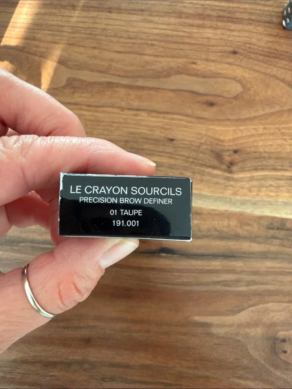 Chanel Le Crayon Sourcils Precision Brow Definer 01 Taupe